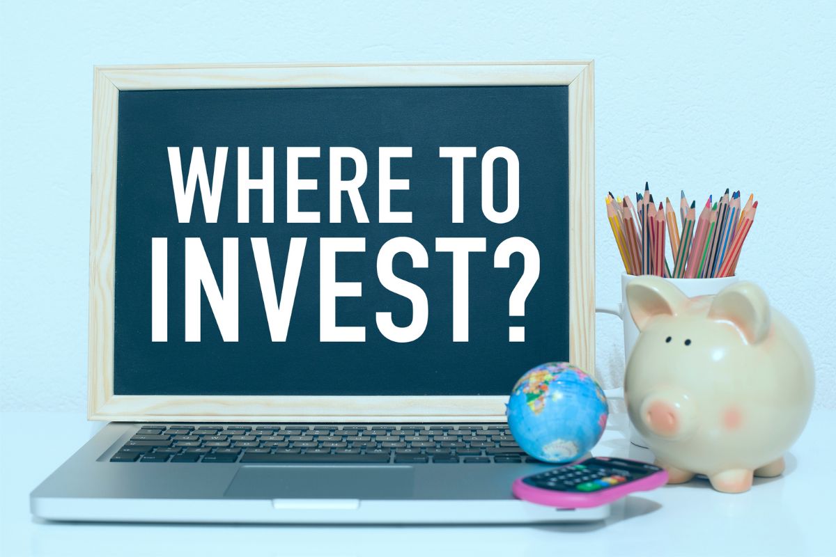 where-to-invest-money-to-get-monthly-income-uk-2024-guide